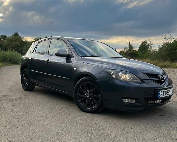 Сірий Мазда 3, об'ємом двигуна 2 л та пробігом 242 тис. км за 6700 $, фото 3 на Automoto.ua