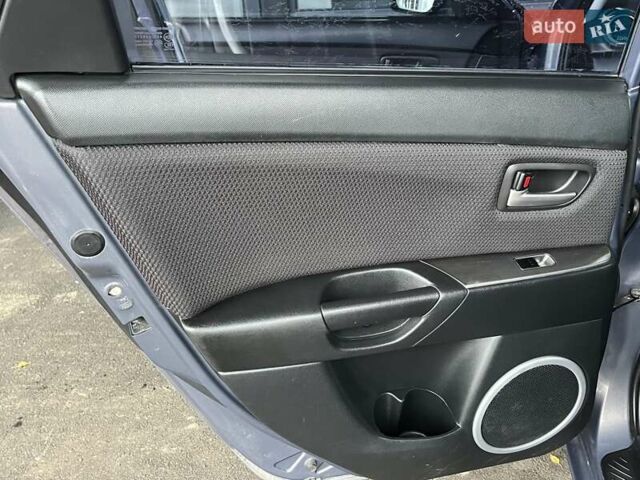 Сірий Мазда 3, об'ємом двигуна 1.6 л та пробігом 195 тис. км за 5699 $, фото 15 на Automoto.ua