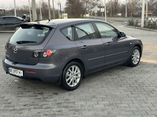 Серый Мазда 3, объемом двигателя 1.6 л и пробегом 59 тыс. км за 7000 $, фото 6 на Automoto.ua