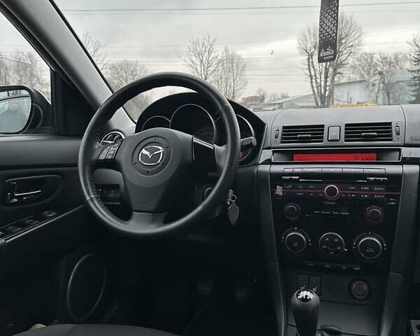 Сірий Мазда 3, об'ємом двигуна 1.6 л та пробігом 237 тис. км за 5800 $, фото 15 на Automoto.ua