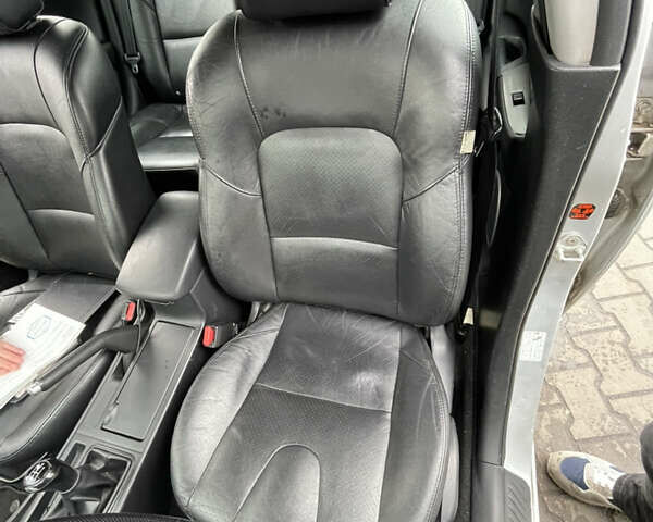 Серый Мазда 3, объемом двигателя 1.6 л и пробегом 215 тыс. км за 5700 $, фото 30 на Automoto.ua