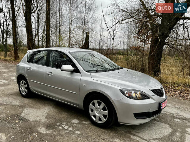 Серый Мазда 3, объемом двигателя 1.6 л и пробегом 163 тыс. км за 6250 $, фото 3 на Automoto.ua