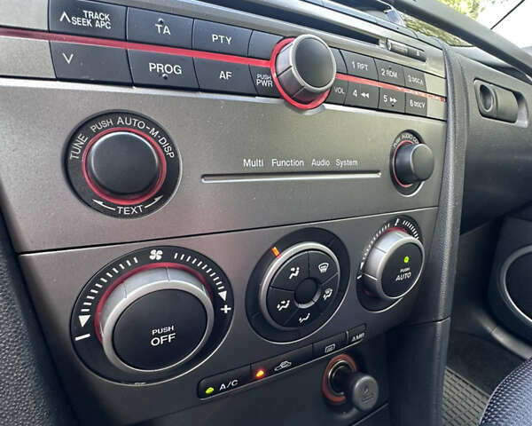 Сірий Мазда 3, об'ємом двигуна 1.6 л та пробігом 159 тис. км за 6500 $, фото 44 на Automoto.ua