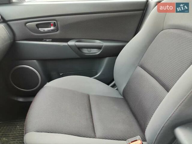 Серый Мазда 3, объемом двигателя 1.6 л и пробегом 193 тыс. км за 5750 $, фото 15 на Automoto.ua