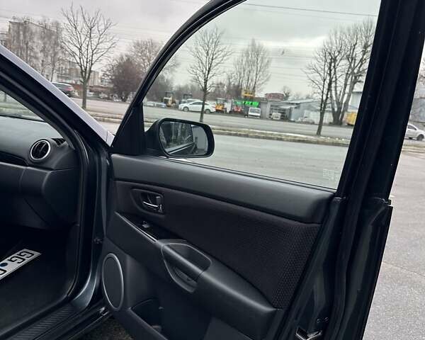 Сірий Мазда 3, об'ємом двигуна 1.6 л та пробігом 237 тис. км за 5800 $, фото 12 на Automoto.ua