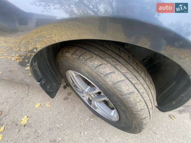 Серый Мазда 3, объемом двигателя 1.6 л и пробегом 220 тыс. км за 4200 $, фото 14 на Automoto.ua