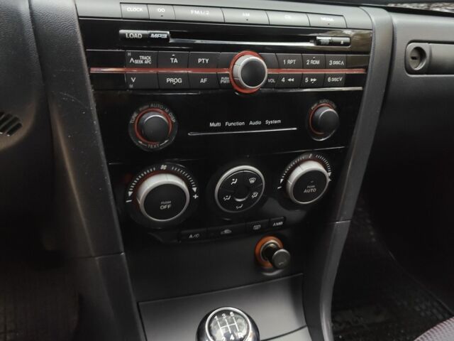 Серый Мазда 3, объемом двигателя 1.6 л и пробегом 191 тыс. км за 5550 $, фото 5 на Automoto.ua