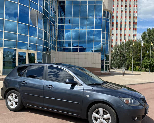 Сірий Мазда 3, об'ємом двигуна 1.6 л та пробігом 228 тис. км за 5500 $, фото 1 на Automoto.ua