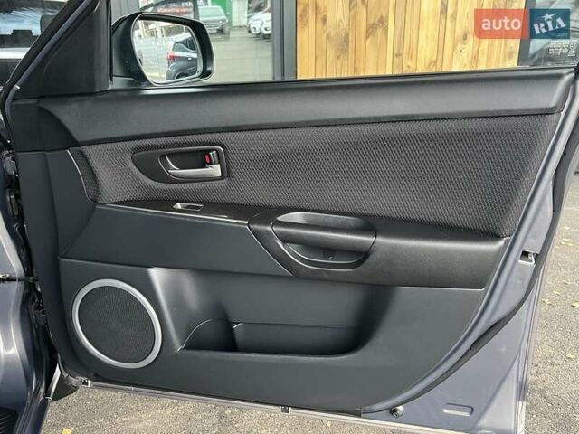 Сірий Мазда 3, об'ємом двигуна 1.6 л та пробігом 195 тис. км за 5699 $, фото 20 на Automoto.ua