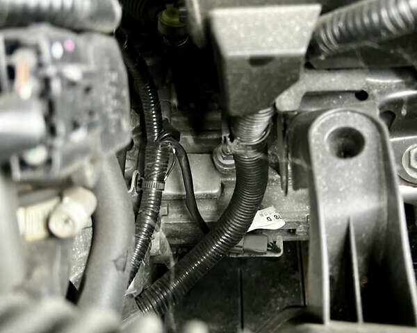 Серый Мазда 3, объемом двигателя 1.6 л и пробегом 163 тыс. км за 6250 $, фото 36 на Automoto.ua