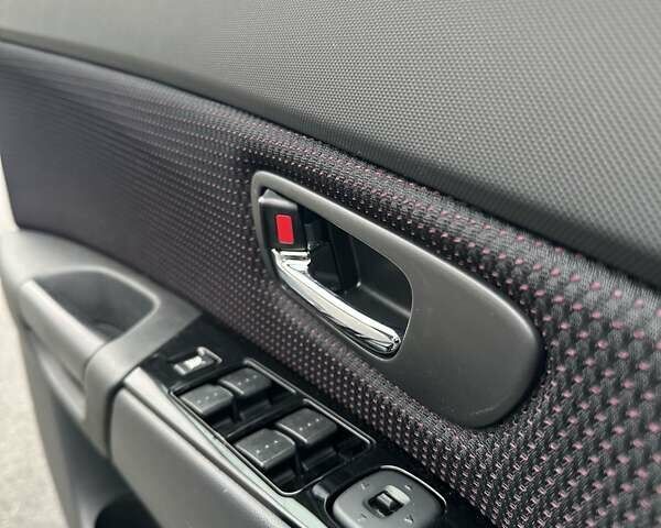 Сірий Мазда 3, об'ємом двигуна 1.6 л та пробігом 237 тис. км за 5800 $, фото 21 на Automoto.ua