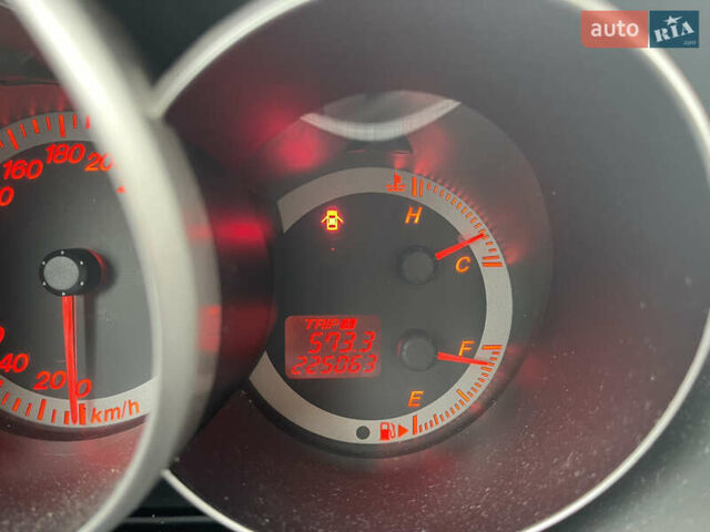 Серый Мазда 3, объемом двигателя 1.6 л и пробегом 215 тыс. км за 5700 $, фото 37 на Automoto.ua