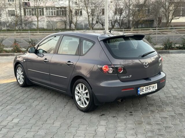 Серый Мазда 3, объемом двигателя 1.6 л и пробегом 59 тыс. км за 7000 $, фото 3 на Automoto.ua