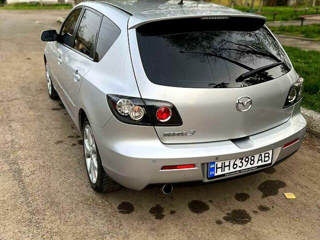 Сірий Мазда 3, об'ємом двигуна 2 л та пробігом 230 тис. км за 6000 $, фото 1 на Automoto.ua