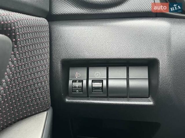 Сірий Мазда 3, об'ємом двигуна 1.6 л та пробігом 195 тис. км за 5699 $, фото 22 на Automoto.ua