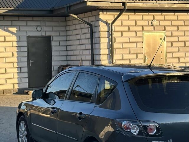 Серый Мазда 3, объемом двигателя 1.6 л и пробегом 195 тыс. км за 4419 $, фото 5 на Automoto.ua