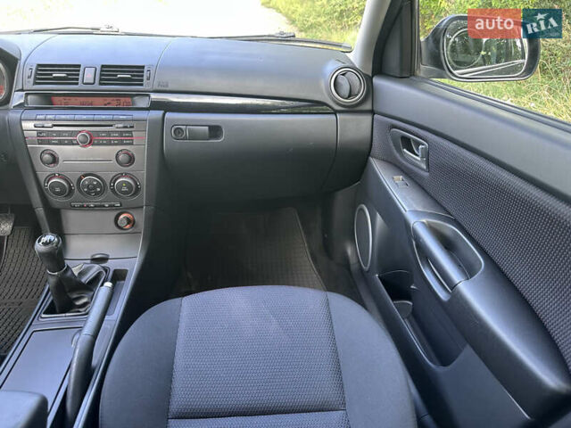 Сірий Мазда 3, об'ємом двигуна 1.6 л та пробігом 159 тис. км за 6500 $, фото 38 на Automoto.ua