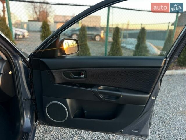 Серый Мазда 3, объемом двигателя 1.6 л и пробегом 253 тыс. км за 5700 $, фото 36 на Automoto.ua