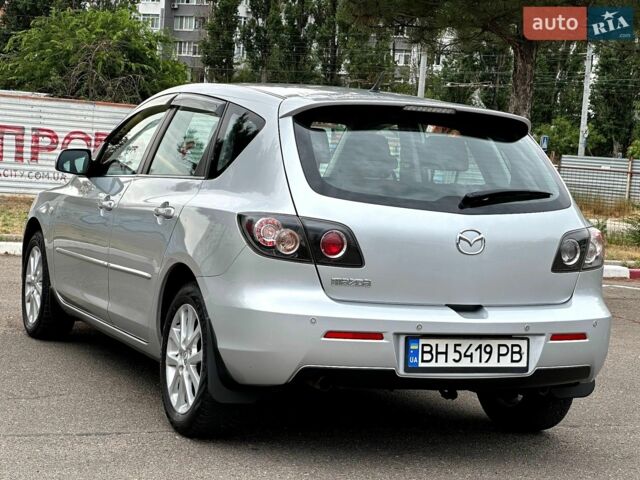 Сірий Мазда 3, об'ємом двигуна 1.6 л та пробігом 214 тис. км за 5600 $, фото 2 на Automoto.ua