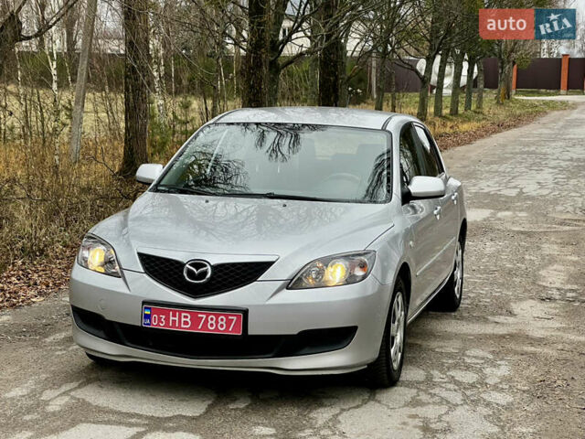 Серый Мазда 3, объемом двигателя 1.6 л и пробегом 163 тыс. км за 6250 $, фото 1 на Automoto.ua