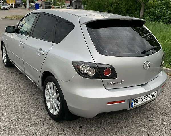 Сірий Мазда 3, об'ємом двигуна 1.6 л та пробігом 270 тис. км за 5500 $, фото 1 на Automoto.ua