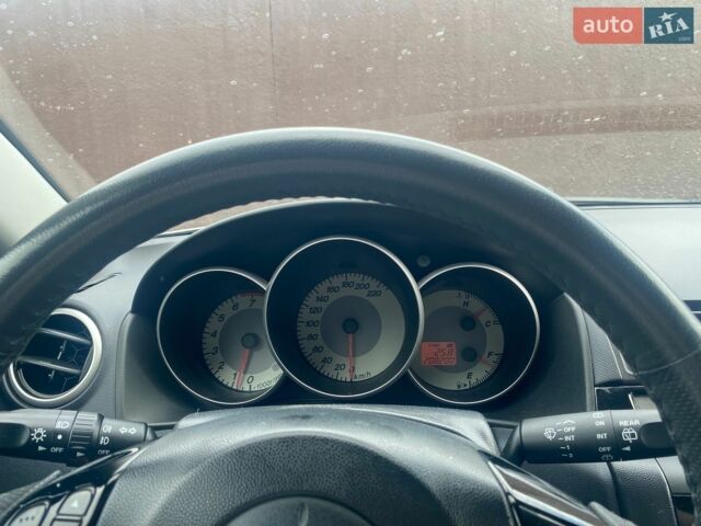 Сірий Мазда 3, об'ємом двигуна 1.6 л та пробігом 210 тис. км за 4700 $, фото 16 на Automoto.ua