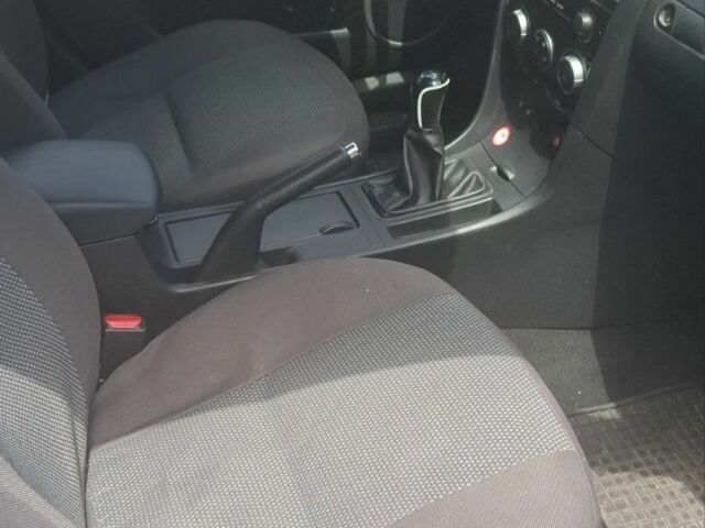 Сірий Мазда 3, об'ємом двигуна 1.6 л та пробігом 213 тис. км за 4635 $, фото 8 на Automoto.ua