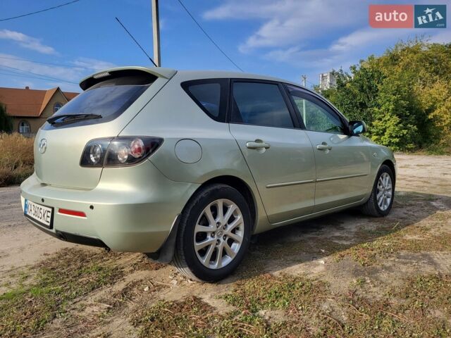 Серый Мазда 3, объемом двигателя 1.6 л и пробегом 261 тыс. км за 5500 $, фото 5 на Automoto.ua