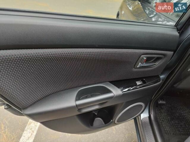 Мазда 3 2008 в Киеве на Automoto.ua Серый Мазда 3, объемом двигателя 0 л и пробегом 193 тыс. км за 5850 $, фото 7 на Automoto.ua