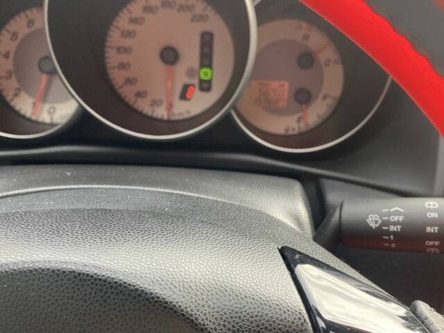 Сірий Мазда 3, об'ємом двигуна 1.6 л та пробігом 159 тис. км за 7500 $, фото 7 на Automoto.ua