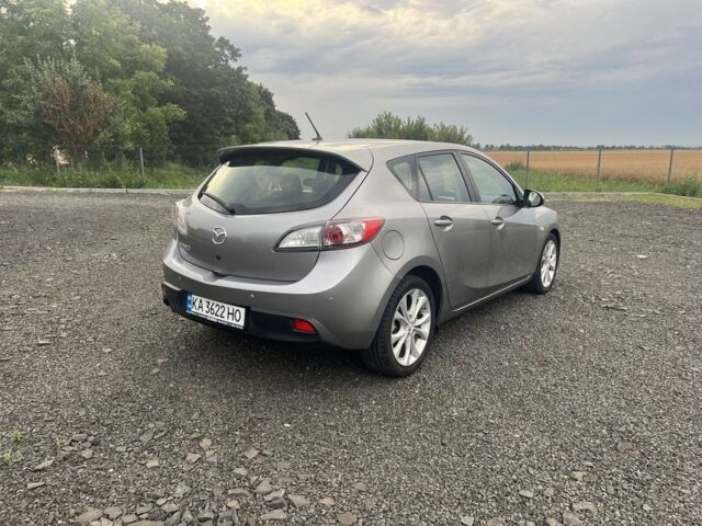 Серый Мазда 3, объемом двигателя 1.6 л и пробегом 212 тыс. км за 8500 $, фото 7 на Automoto.ua