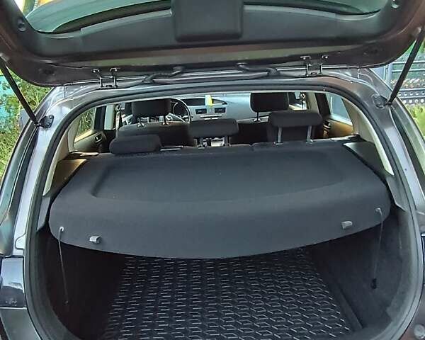 Серый Мазда 3, объемом двигателя 1.6 л и пробегом 150 тыс. км за 7850 $, фото 35 на Automoto.ua