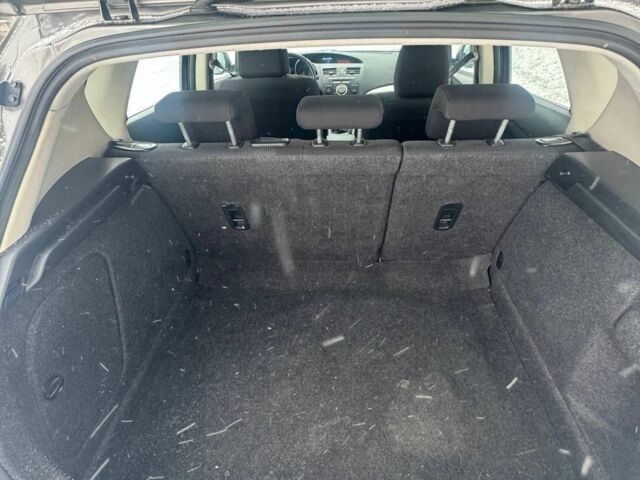 Серый Мазда 3, объемом двигателя 1.6 л и пробегом 255 тыс. км за 7000 $, фото 6 на Automoto.ua