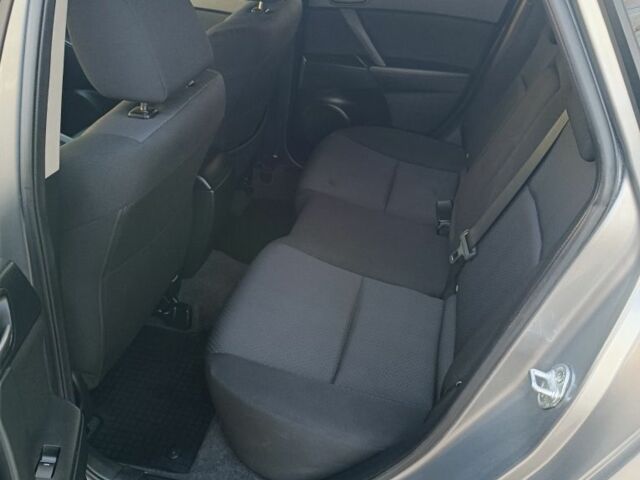 Сірий Мазда 3, об'ємом двигуна 1.6 л та пробігом 240 тис. км за 5999 $, фото 13 на Automoto.ua