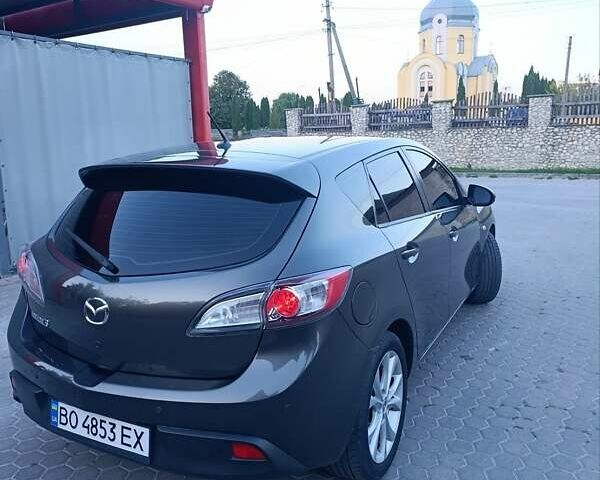 Серый Мазда 3, объемом двигателя 1.56 л и пробегом 250 тыс. км за 7600 $, фото 3 на Automoto.ua