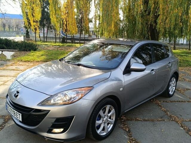 Сірий Мазда 3, об'ємом двигуна 1.6 л та пробігом 240 тис. км за 5999 $, фото 2 на Automoto.ua
