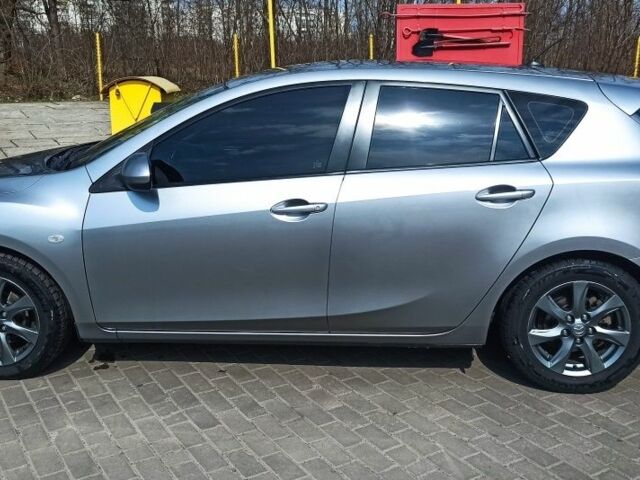 Серый Мазда 3, объемом двигателя 1.6 л и пробегом 221 тыс. км за 6950 $, фото 4 на Automoto.ua