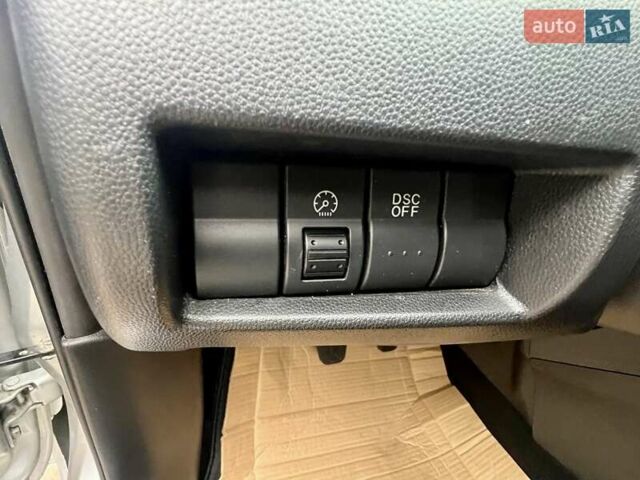 Серый Мазда 3, объемом двигателя 1.6 л и пробегом 183 тыс. км за 6499 $, фото 52 на Automoto.ua