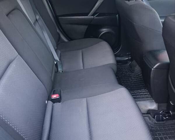 Серый Мазда 3, объемом двигателя 1.56 л и пробегом 250 тыс. км за 7600 $, фото 9 на Automoto.ua