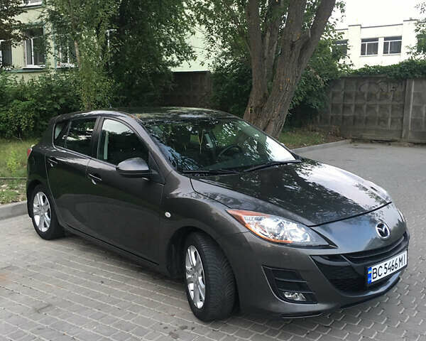 Серый Мазда 3, объемом двигателя 1.6 л и пробегом 210 тыс. км за 6500 $, фото 1 на Automoto.ua