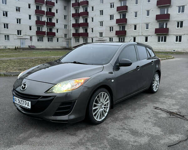 Сірий Мазда 3, об'ємом двигуна 1.6 л та пробігом 195 тис. км за 6900 $, фото 2 на Automoto.ua