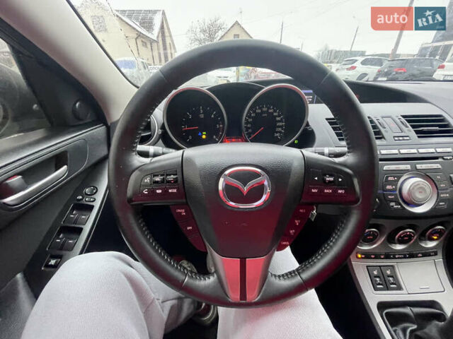 Сірий Мазда 3, об'ємом двигуна 1.6 л та пробігом 240 тис. км за 6300 $, фото 30 на Automoto.ua