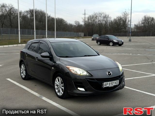 Сірий Мазда 3, об'ємом двигуна 1.6 л та пробігом 21000 тис. км за 7500 $, фото 3 на Automoto.ua