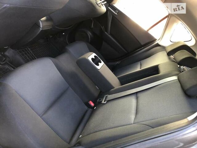 Серый Мазда 3, объемом двигателя 1.6 л и пробегом 264 тыс. км за 6500 $, фото 17 на Automoto.ua