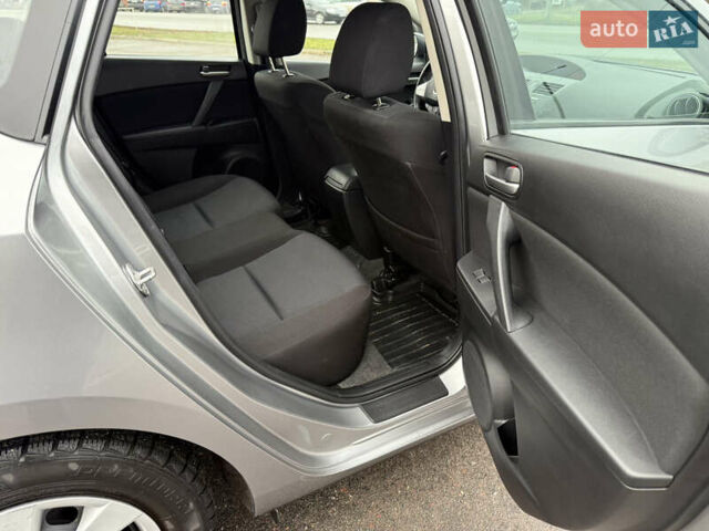 Серый Мазда 3, объемом двигателя 1.6 л и пробегом 194 тыс. км за 7900 $, фото 14 на Automoto.ua