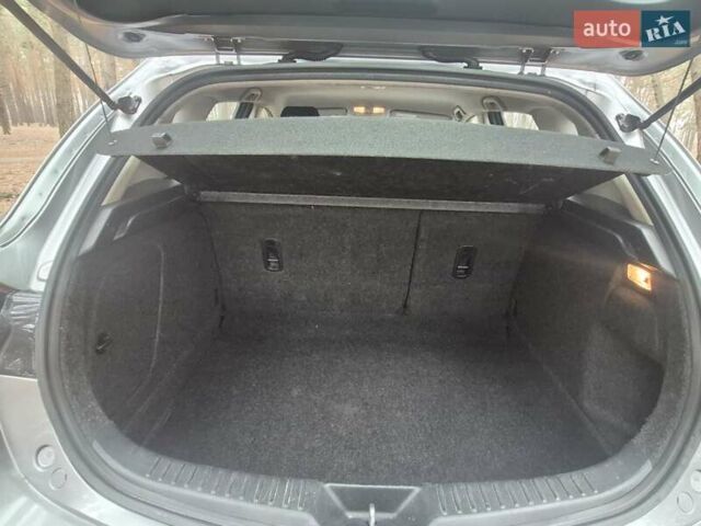 Серый Мазда 3, объемом двигателя 1.6 л и пробегом 190 тыс. км за 7000 $, фото 15 на Automoto.ua