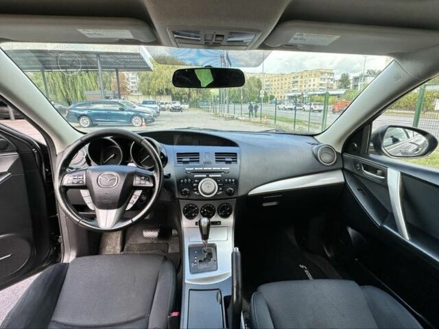 Серый Мазда 3, объемом двигателя 2.5 л и пробегом 240 тыс. км за 8500 $, фото 7 на Automoto.ua