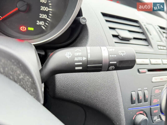 Серый Мазда 3, объемом двигателя 1.6 л и пробегом 75 тыс. км за 8750 $, фото 104 на Automoto.ua