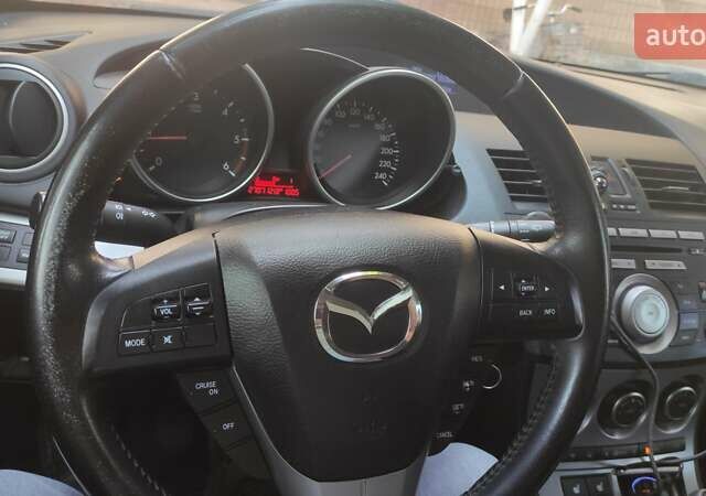 Серый Мазда 3, объемом двигателя 1.6 л и пробегом 275 тыс. км за 7400 $, фото 9 на Automoto.ua
