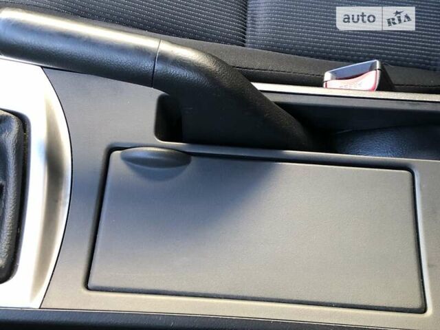 Серый Мазда 3, объемом двигателя 1.6 л и пробегом 264 тыс. км за 6500 $, фото 25 на Automoto.ua